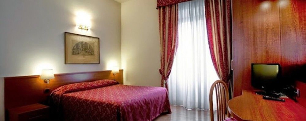Domus Appia 154 B&B Rome Bagian luar foto